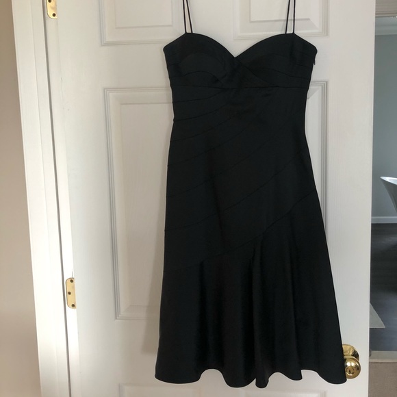 Black Sleeveless Cocktail Dress - Picture 2 of 9
